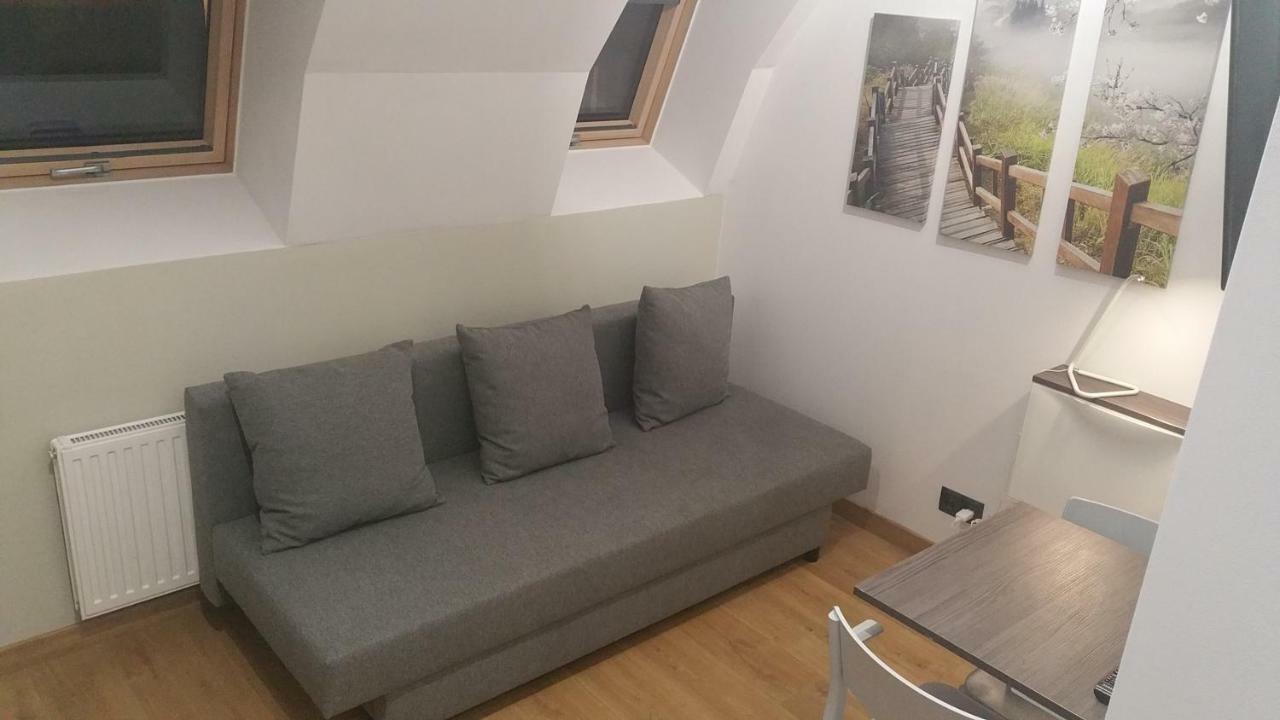 Apartment By The Roof Krakau